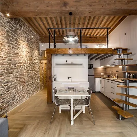 Apartment L'historique Ail